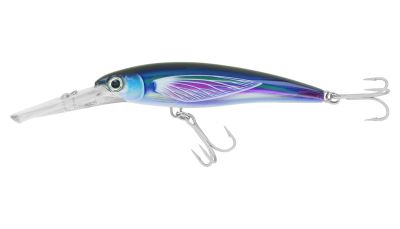 Rapala X-Rap Magnum HD Flying Fish - Glossy deep-diving fishing lure with a long clear bill, iridescent blue-to-purple body, silver treble hooks, a realistic eye, and a wing-like side pattern in white with pink and green accents.